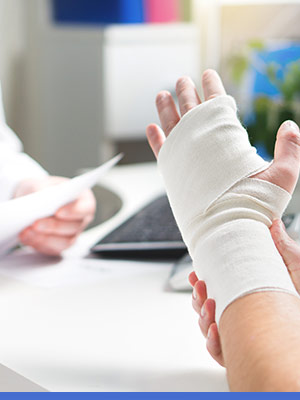 Fractures, Burns, and Cuts in Los Altos, MA